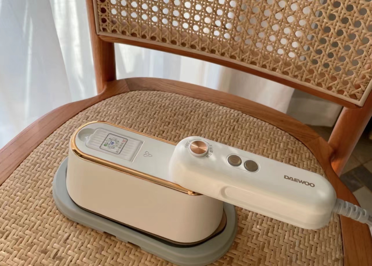 蒸汽熨斗挂烫机不通电了,熨斗和挂烫机