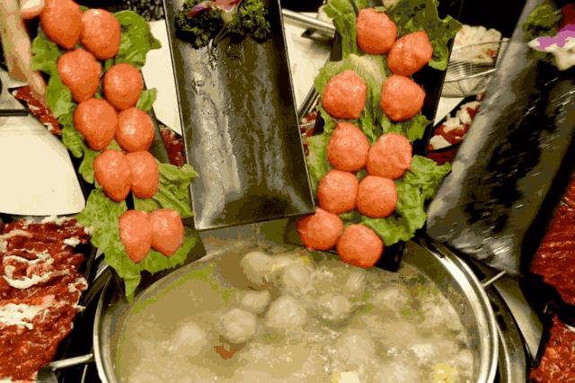 火锅的丸子有几种,市面上的火锅丸子到底能不能吃