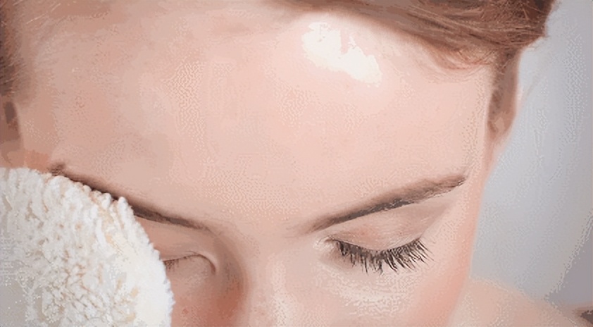 到底该怎么样卸妆,卸妆误区远离烂脸