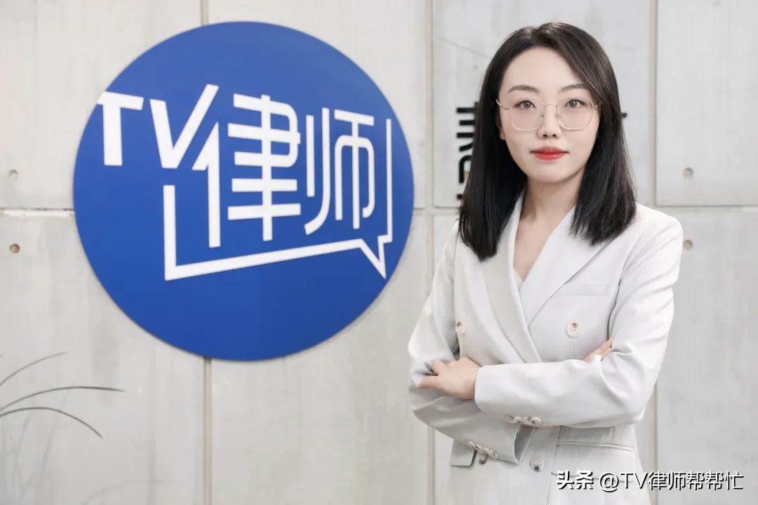 为了变美去整容最后倒在了手术台,为了变美却做了隆胸手术