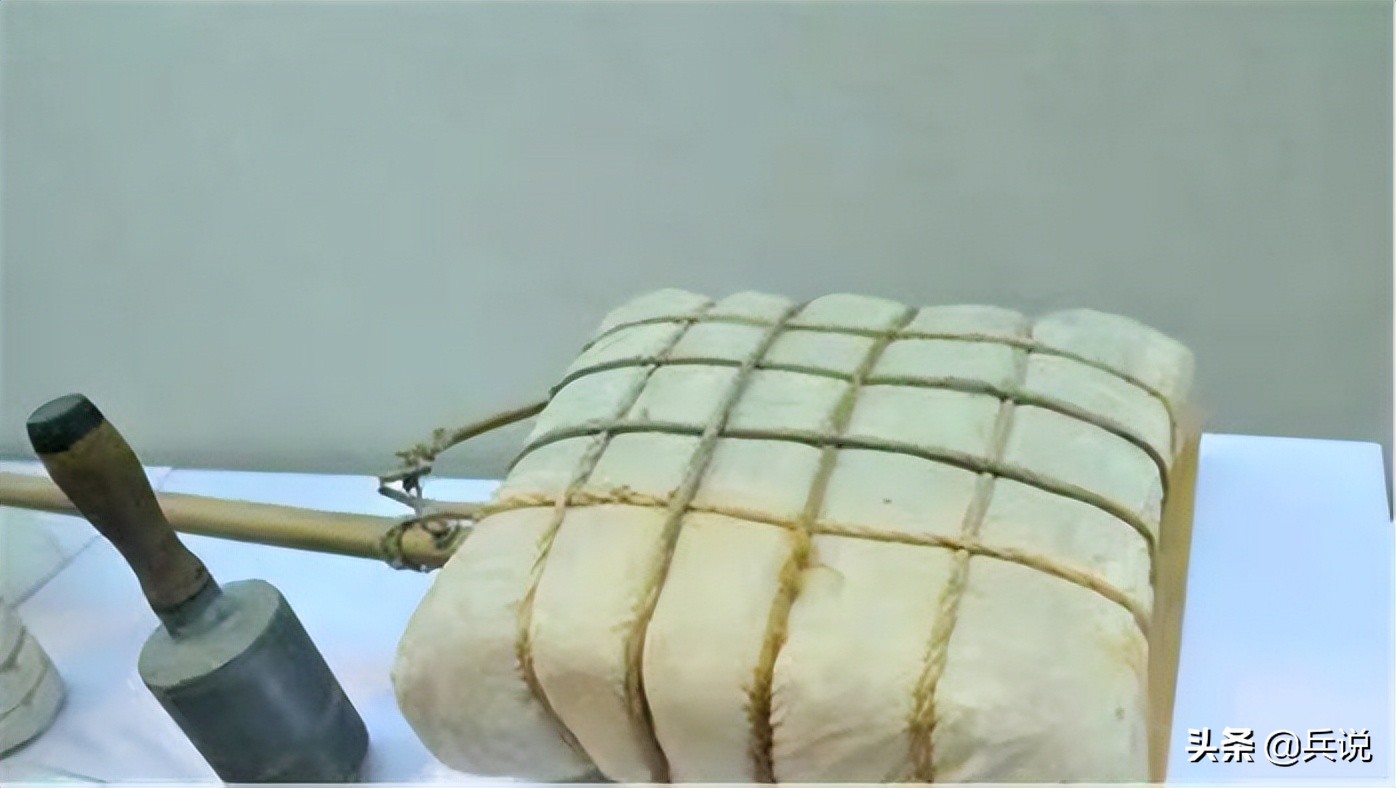 180师担任预备队,师长写血书请战,韦杰笑道:老郑急眼了