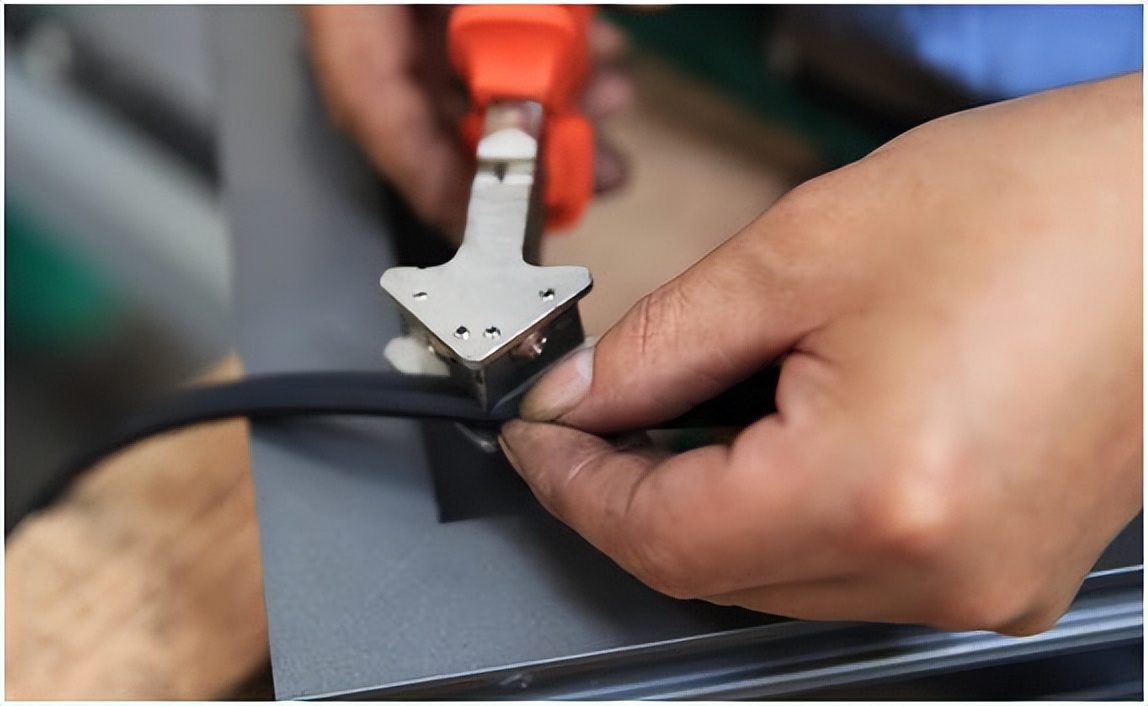 门窗怎么选择比较合适,你家的门窗是什么样子