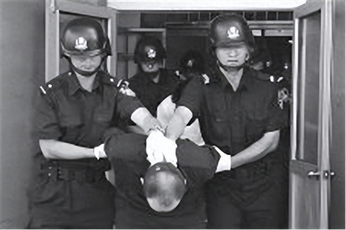 王立华临刑时视频,走进看守所为死刑犯送行