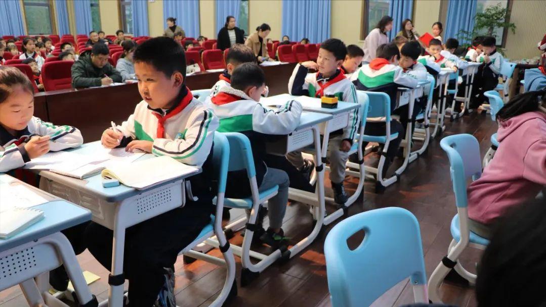 50涓叮鍛虫父鎴忕帺杞暟瀛︿笁骞寸骇,瓒ｅ懗鏁板娓告垙绔炶禌涓婚