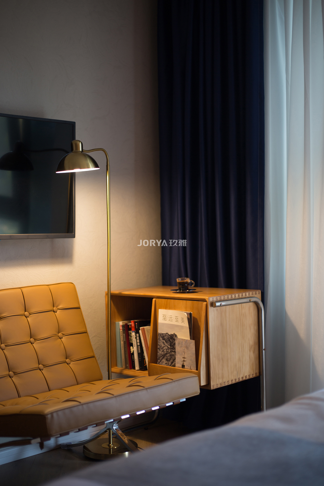 令人眼前一亮的艺术氛围，好像杂志里的家