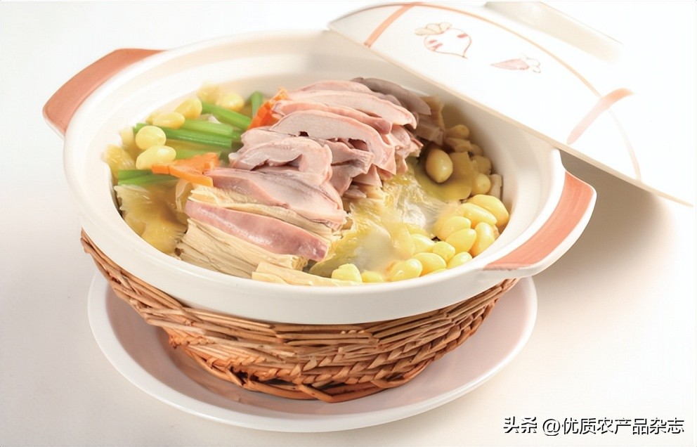 秋风起银杏叶黄,秋风起银杏黄原版