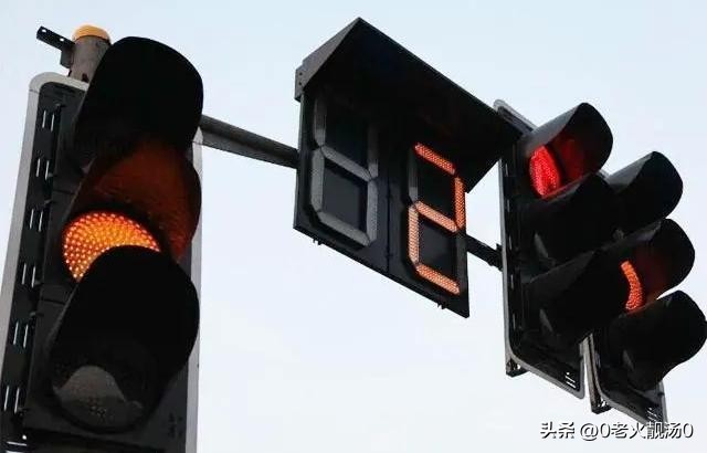 新手上路注意事项及违章技巧,新手开车要注意哪些行为容易违章