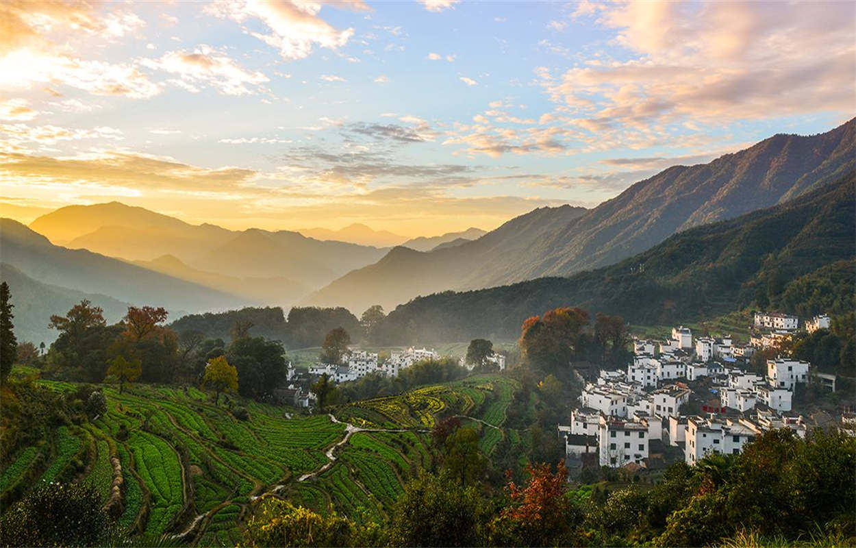 四个必去的宝藏景点 (此生必去中国五个宝藏地)