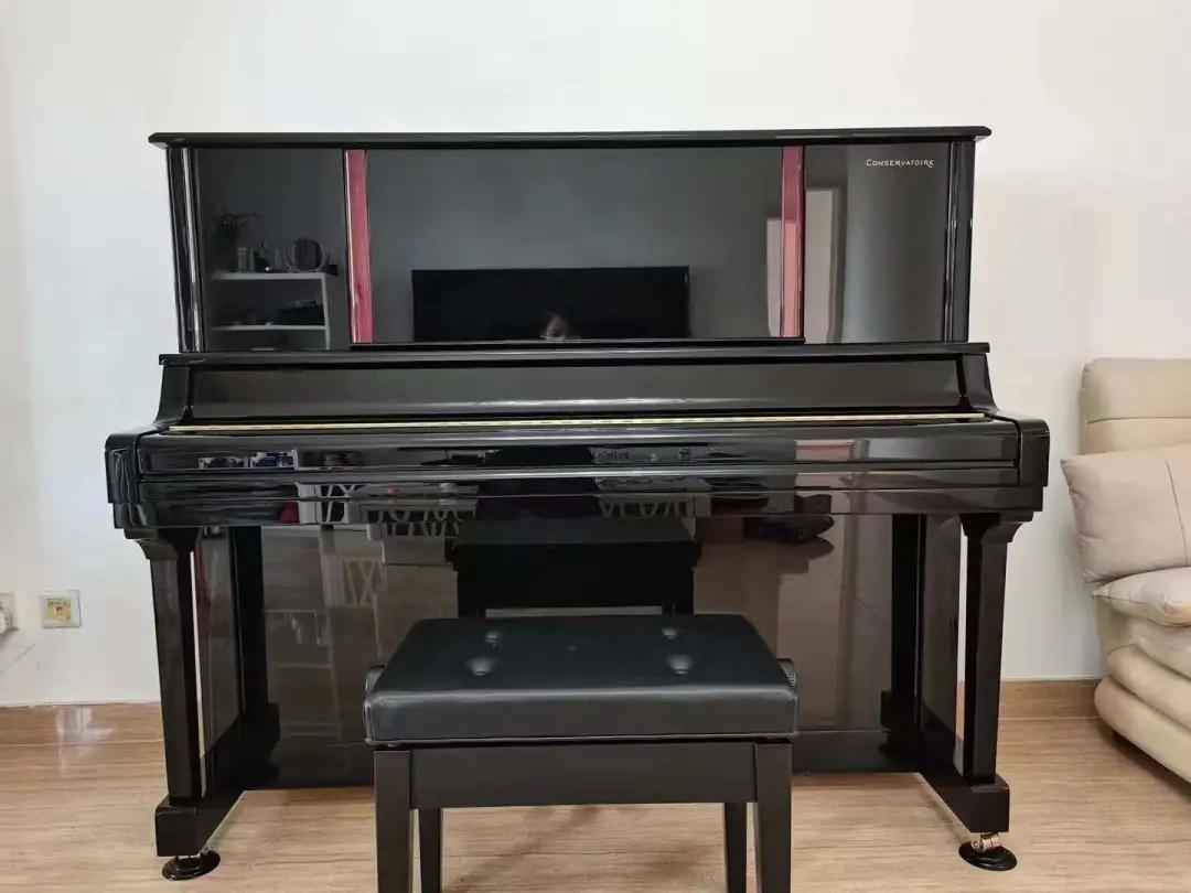 初学者钢琴买什么牌子好,初学钢琴买什么品牌比较好