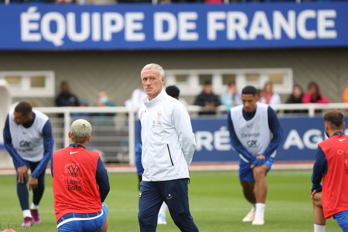 1998德尚带领法国夺得世界杯,世界杯最惨的人