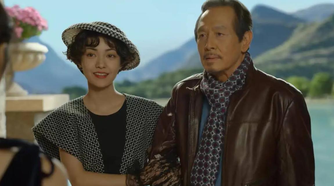 女大学生明码标价：一次5000可飞全国！同时为就业积攒人脉