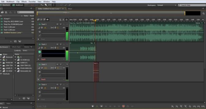 如何把歌词合并在一起,怎么将歌曲拼接在一起
