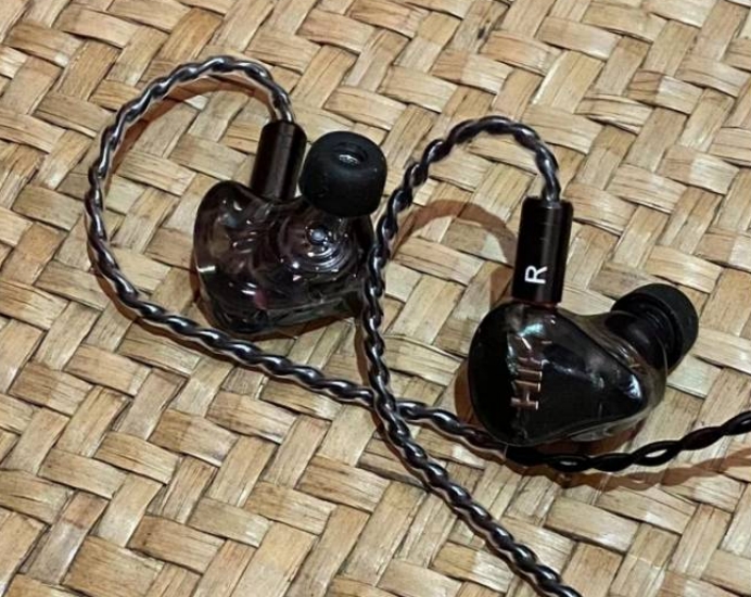 推荐几款听歌音质超好的有线耳机,4款出色的降噪耳机音质动听悦耳