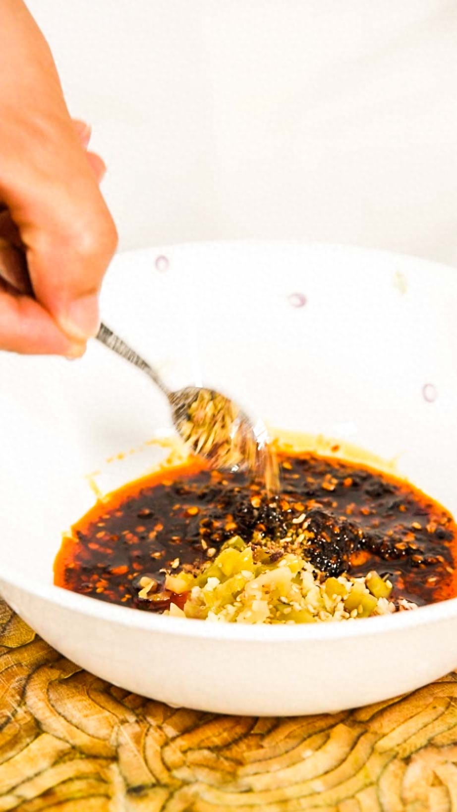 想吃麻辣烫不用买自己在家做,想吃麻辣烫不知道该怎么做