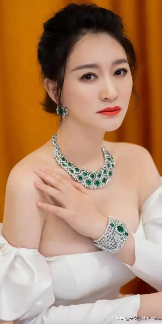 士为知己者死女为悦己者容含义,士为知己者死女为悦己者容话剧