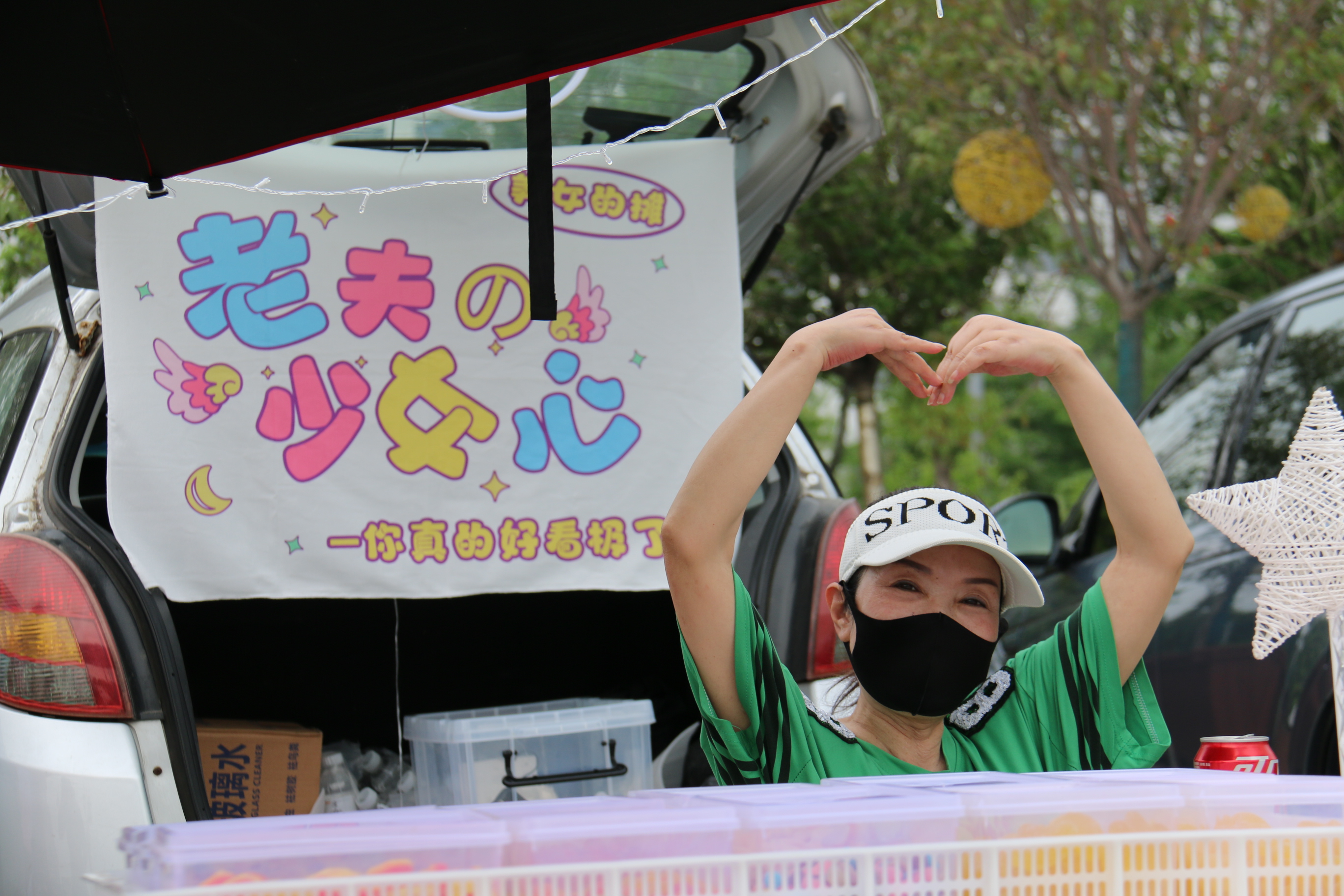 不想上班的的年轻人都在干嘛,现在的年轻人都不努力工作