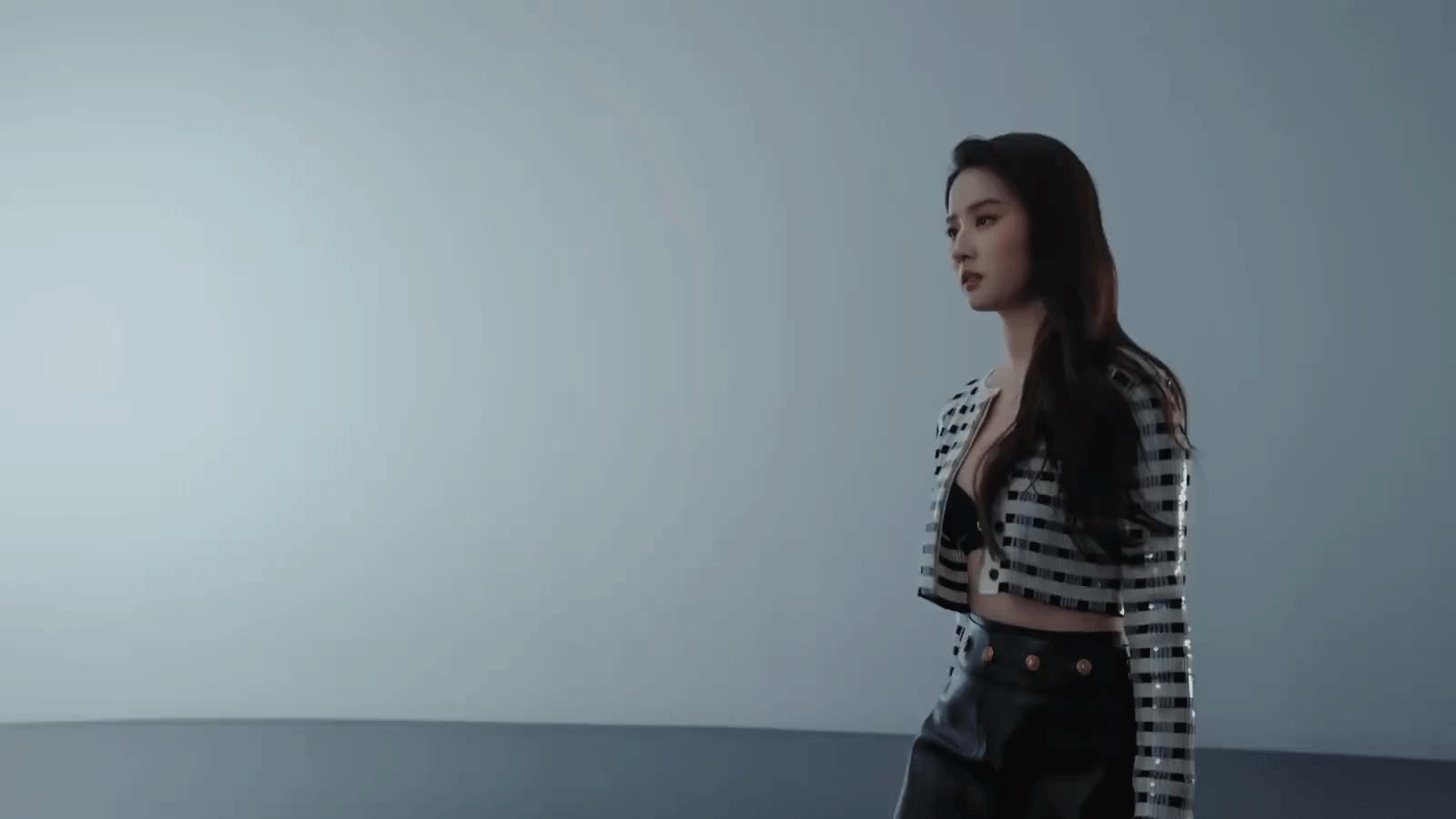 刘亦菲减肥方法腿部变化,刘亦菲走路仪态教学