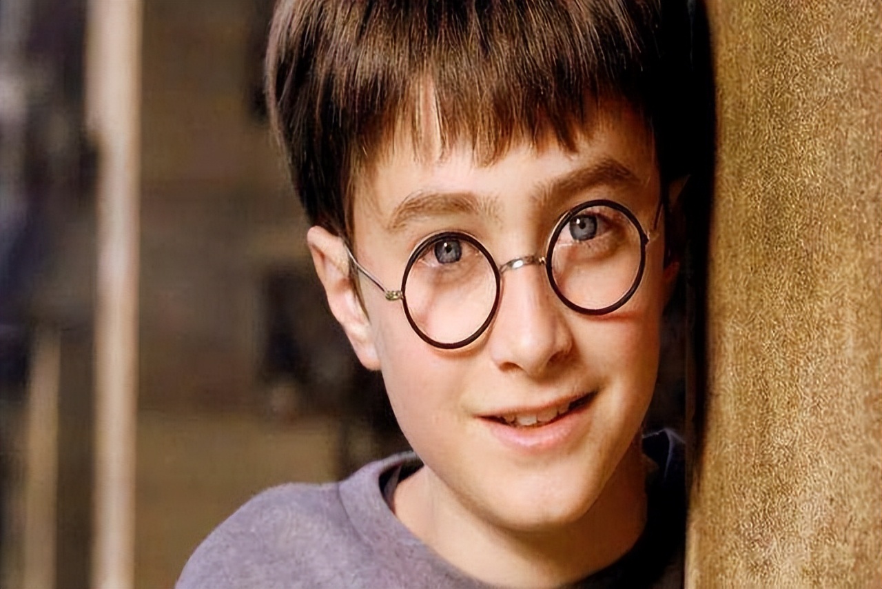 男生脸型三条线,男生脸型怎样才算帅