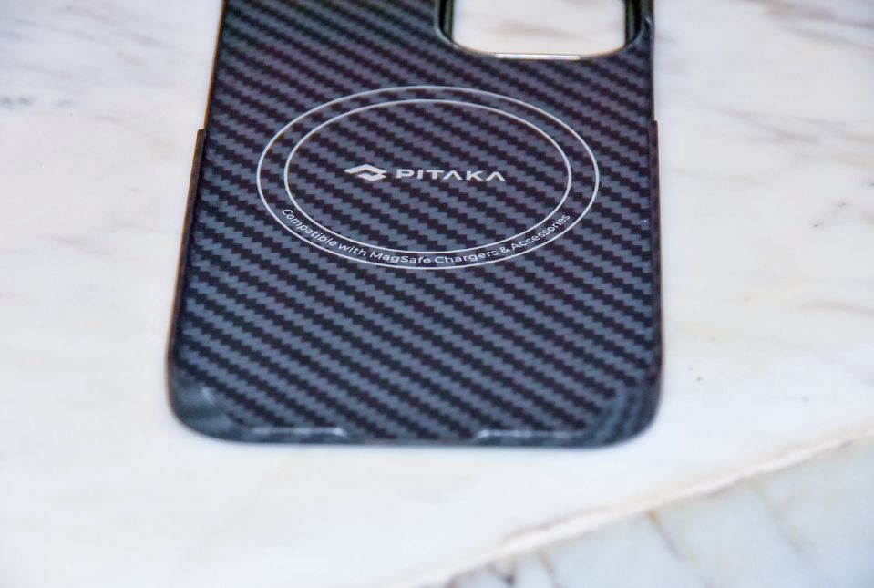 pitaka凯夫拉手机壳评测,超薄凯夫拉手机壳散热怎么样