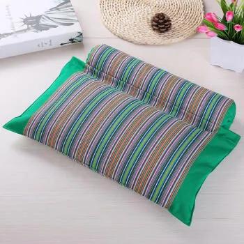 细数从小到大我睡过的各种枕头，呵呵，竟有十种之多