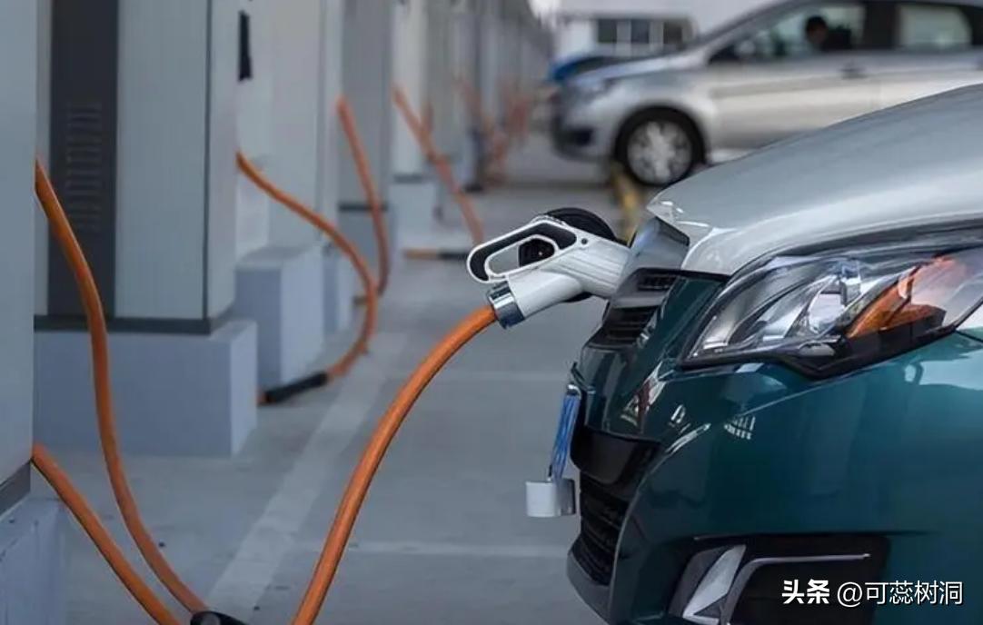 美国对中国芯片最新动态,美国升级中国芯片