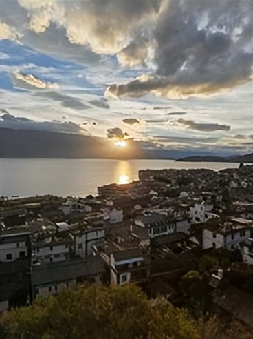 成都香格里拉十日游,昆明大理丽江香格里拉六日游报价