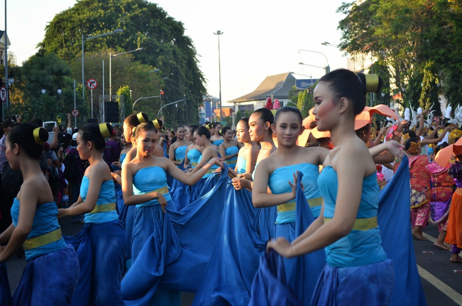 柬埔寨的首都是金边还是西港,柬埔寨的首都金边有什么好玩的