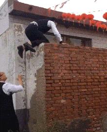 穿泳衣还可以穿内衣吗,穿泳衣和穿内衣有什么不同