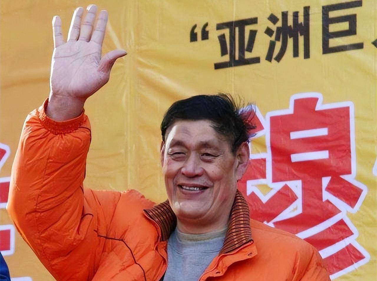 姚明cba各项数据纪录,cba总决赛姚明51分21篮板