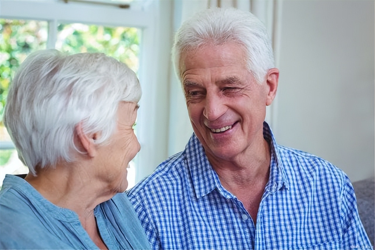 老年人还能过“夫妻生活”吗？注意3点，健康“恩爱”，不分年龄