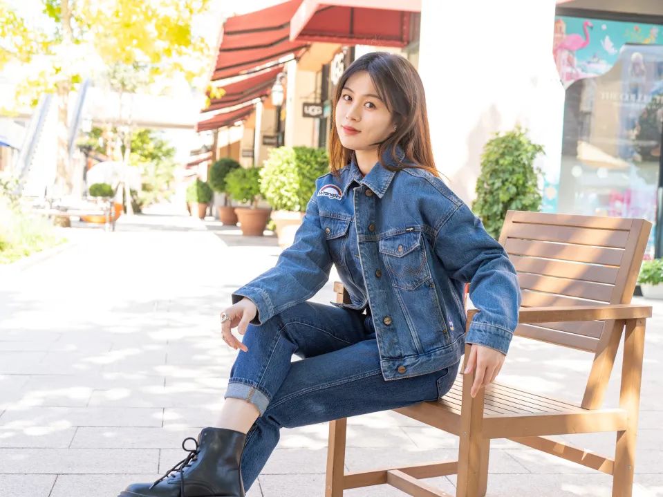 以自由之名！这个秋天，来Wrangler新店感受“纯粹牛仔精神”