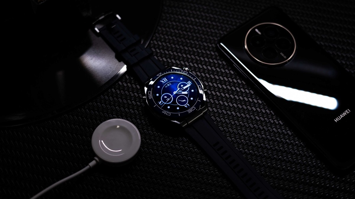 华为智能手表watch4pro和非凡大师,华为智能手表新款watch3