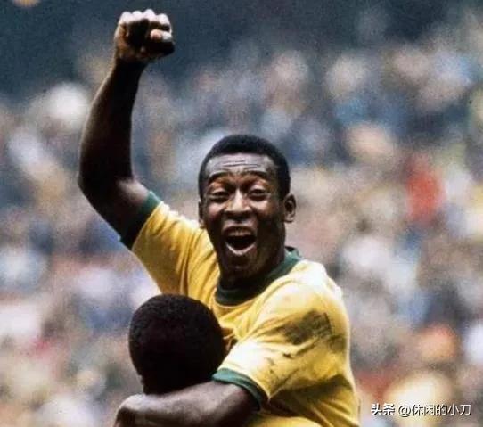 颁奖典礼缅怀球王贝利妻子发言,缅怀贝利球王