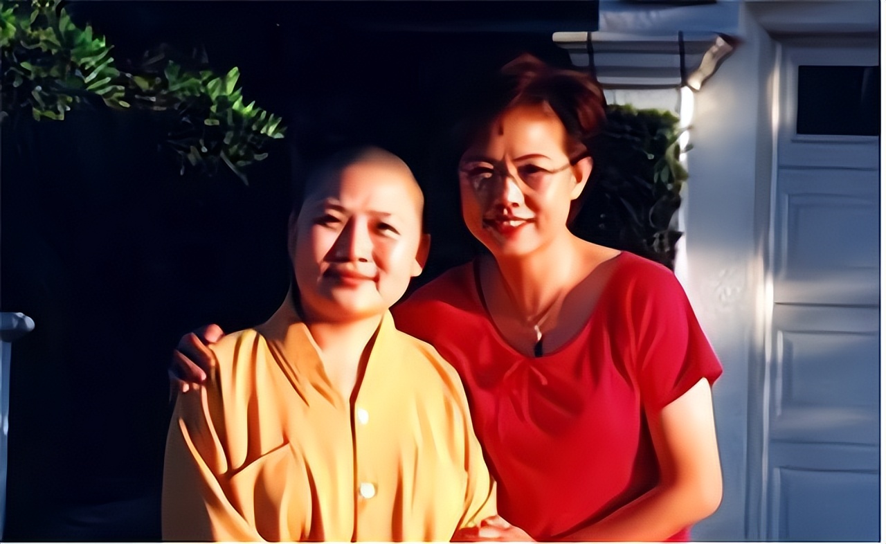 李娜是否看破红尘才出家,李娜出家前的心酸历史