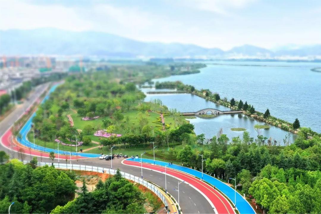 夏天旅游避暑胜地昆明,昆明中国十大避暑旅游城市第一名