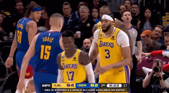 约基奇各种小动作,约基奇细节