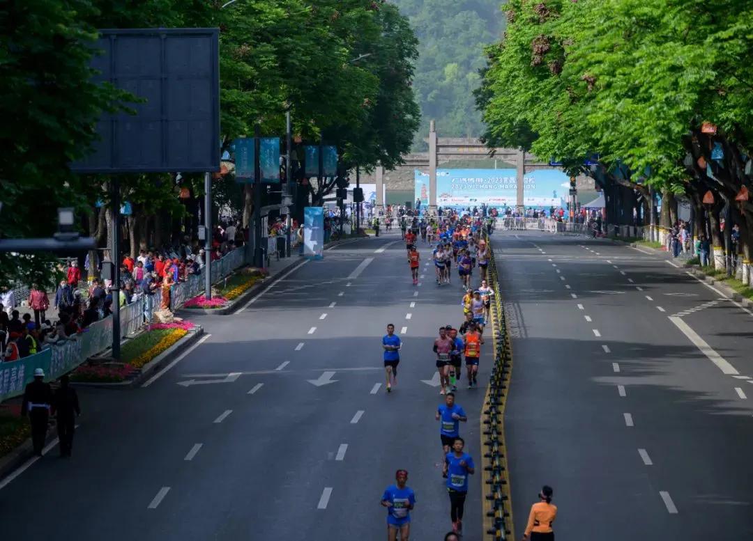 夏季下午几点跑步最好,夏季跑步逼出体内风寒