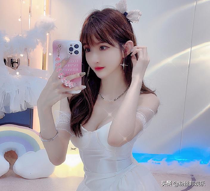 有人看没人刷，张琪格直播7年未“满级”，不服老直言心理年龄小