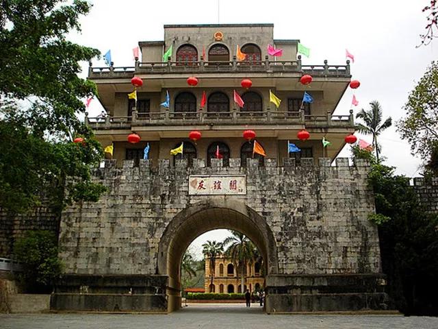 广西深山发现神秘的地方,百色神秘地方