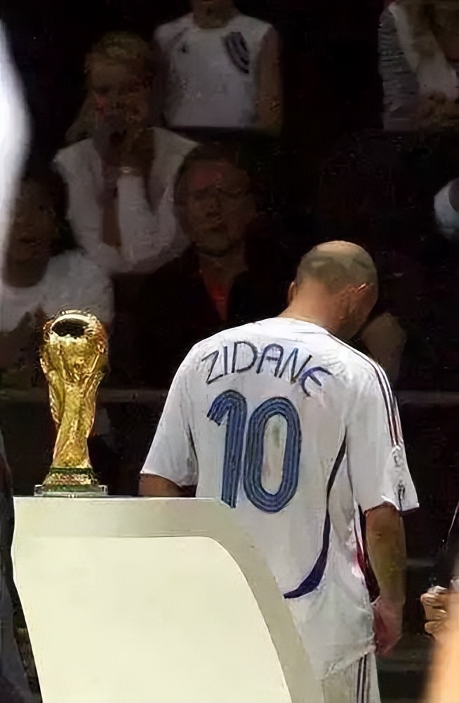 足球为什么这么火,足球最近很火的事件