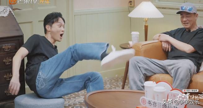 大湾仔的夜陈小春张智霖,大湾仔的夜张智霖拍桌