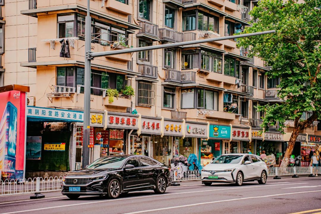 南京哪里好玩晚上本地人去的,南京本地人才知道的好玩的