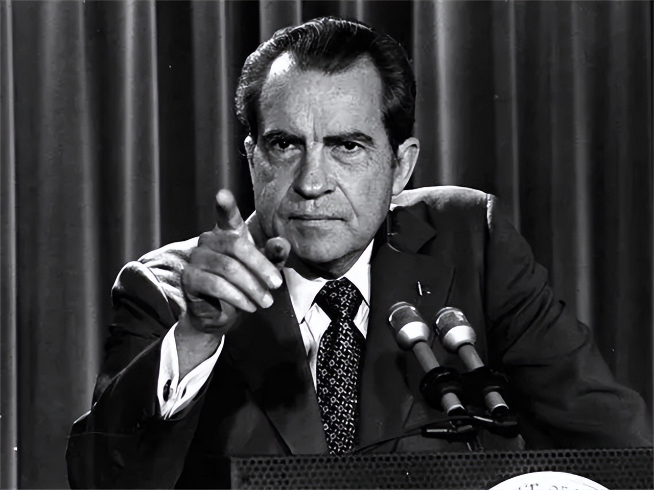 秦刚的苦口婆心，俄方终究没听进去，梅德韦杰夫的话，说得太满了