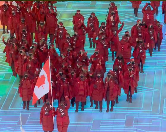 北京冬奥开幕式加拿大服装,北京冬奥会各代表团服装