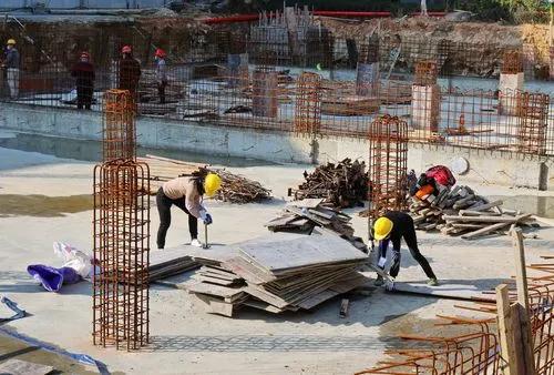 建筑工程施工几个点,建筑工地包工和日工的区别