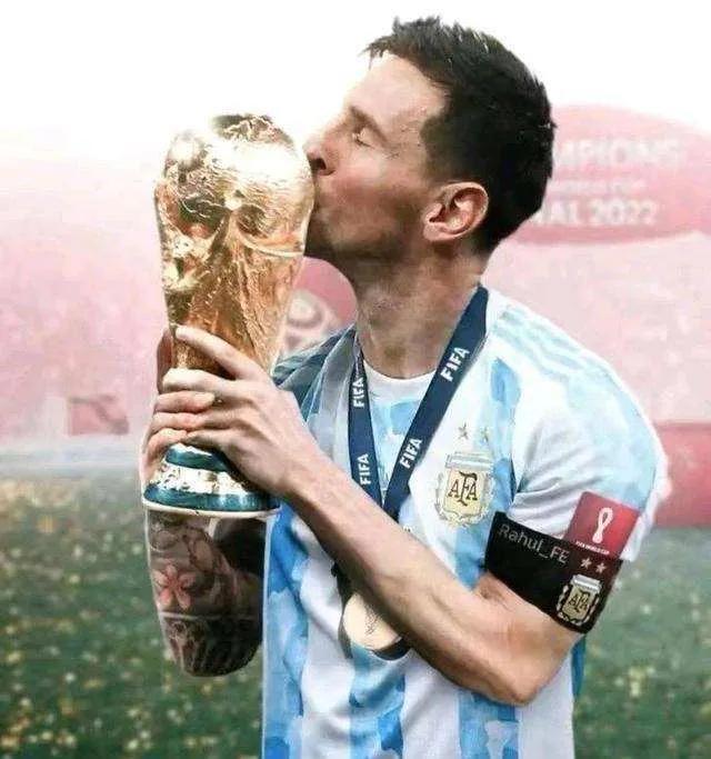 2014年的梅西巴萨,2014梅西和2022梅西谁更强