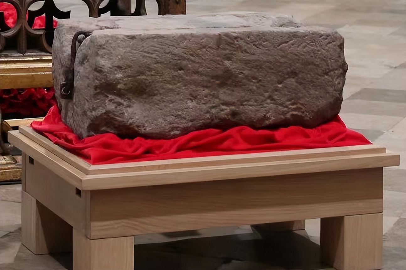 英国国王加冕典礼各国皇室,英国国王刚登基