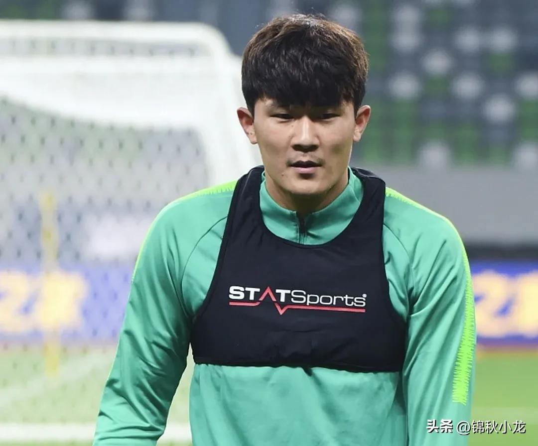 球员做对比吸引读者,不同球员的表现呈现出鲜明的对比