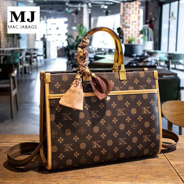 如果你觉得不如意就给老婆买包,不想让老婆舍不得给自己花钱