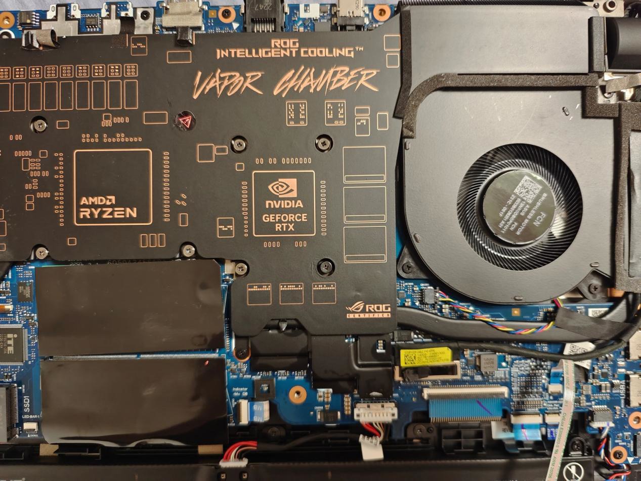 rog魔霸7plus超能版散热支架,rog魔霸7plus超能版游戏测评